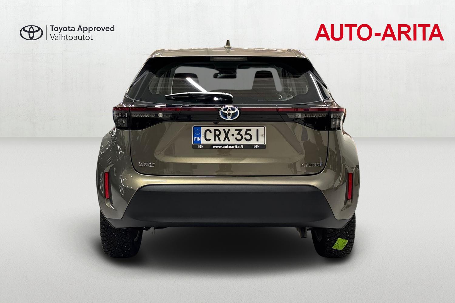 TOYOTA Yaris Cross 2024