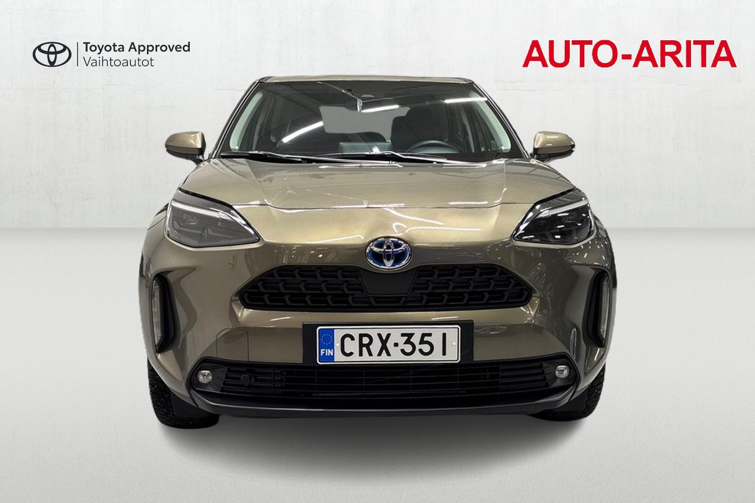 TOYOTA Yaris Cross 2024