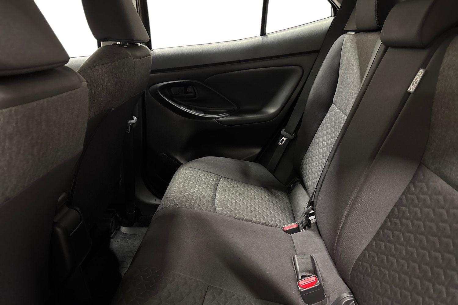 TOYOTA Yaris Cross 2024