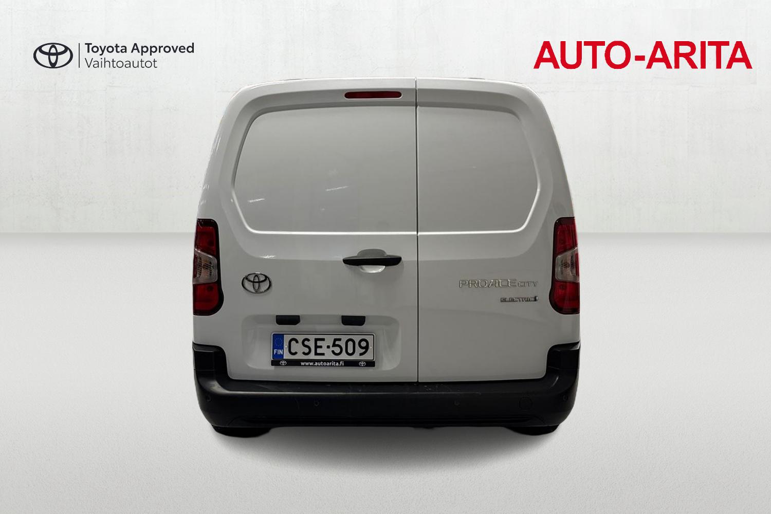 Toyota Proace CITY 2024