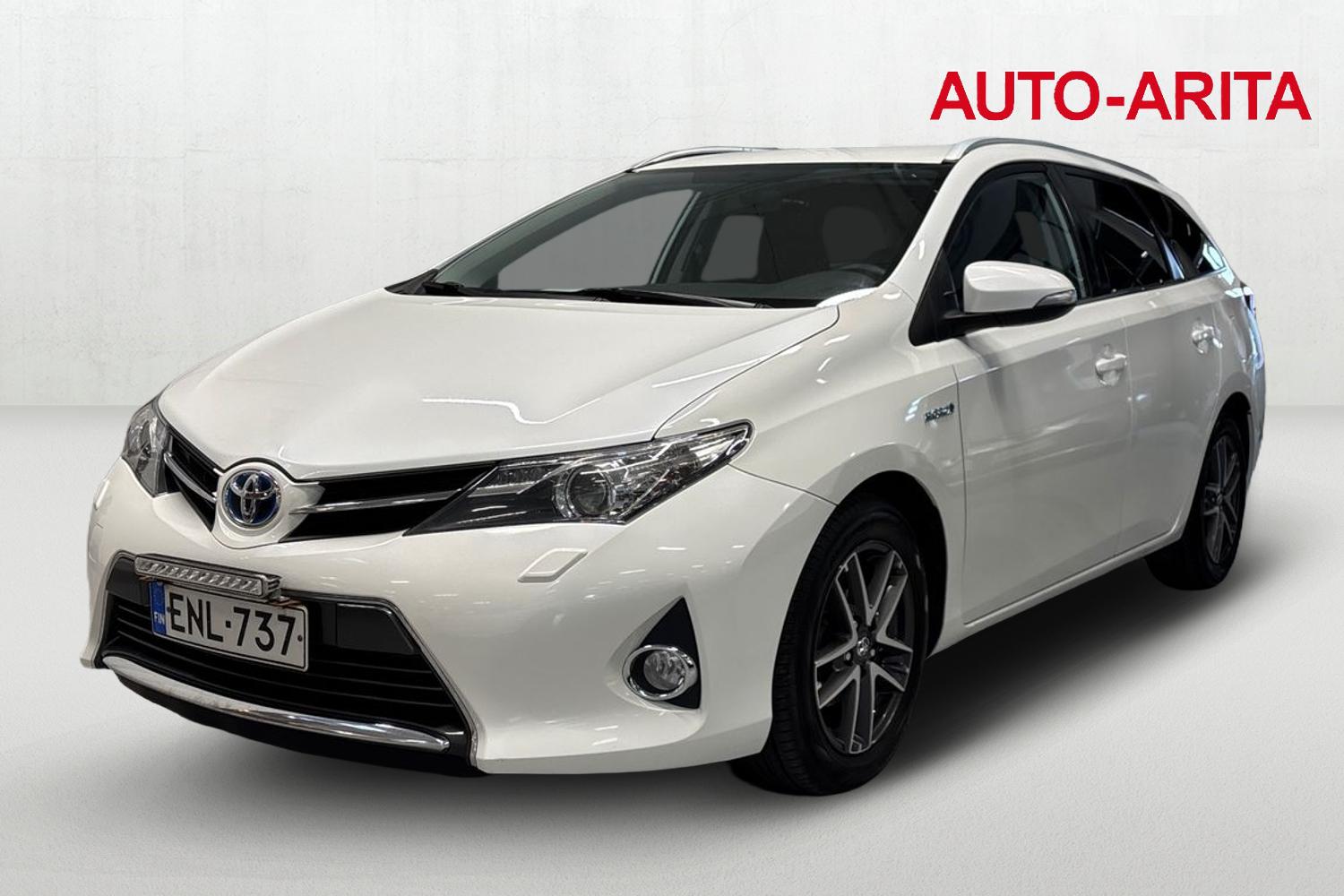 TOYOTA AURIS 2015