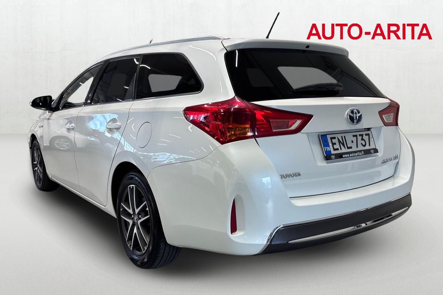 TOYOTA AURIS 2015