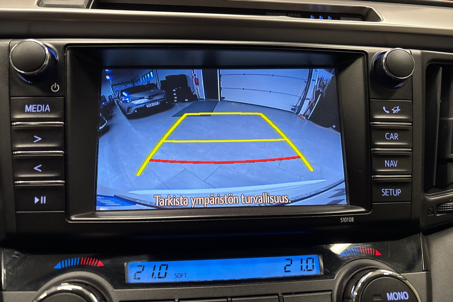 TOYOTA RAV4 2018