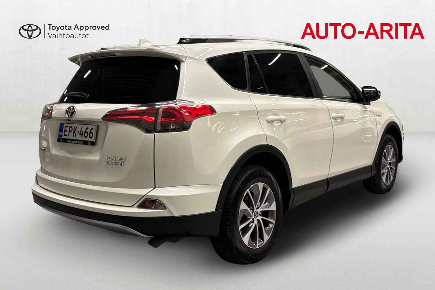 TOYOTA RAV4 2018