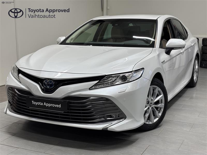 Toyota Camry 2019