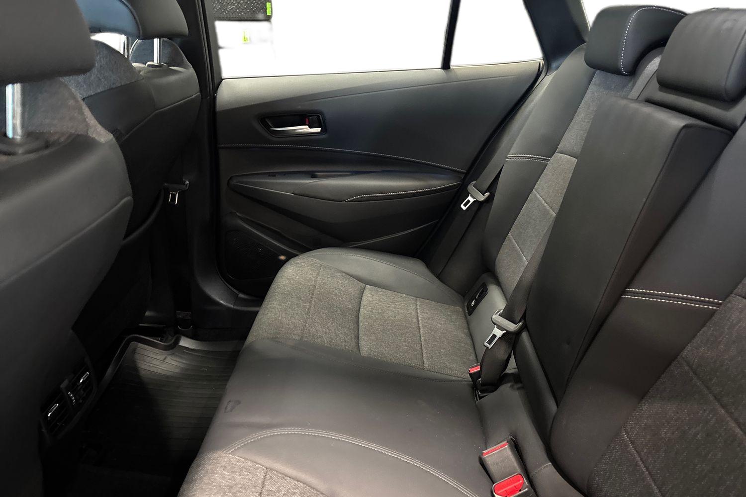 TOYOTA COROLLA 2024