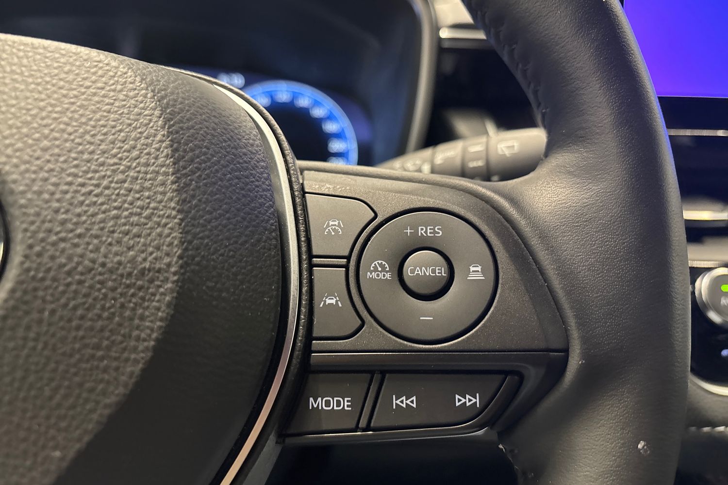 TOYOTA COROLLA 2024