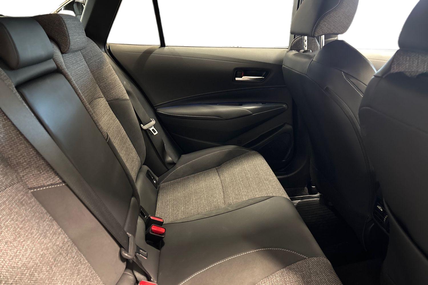 TOYOTA COROLLA 2025
