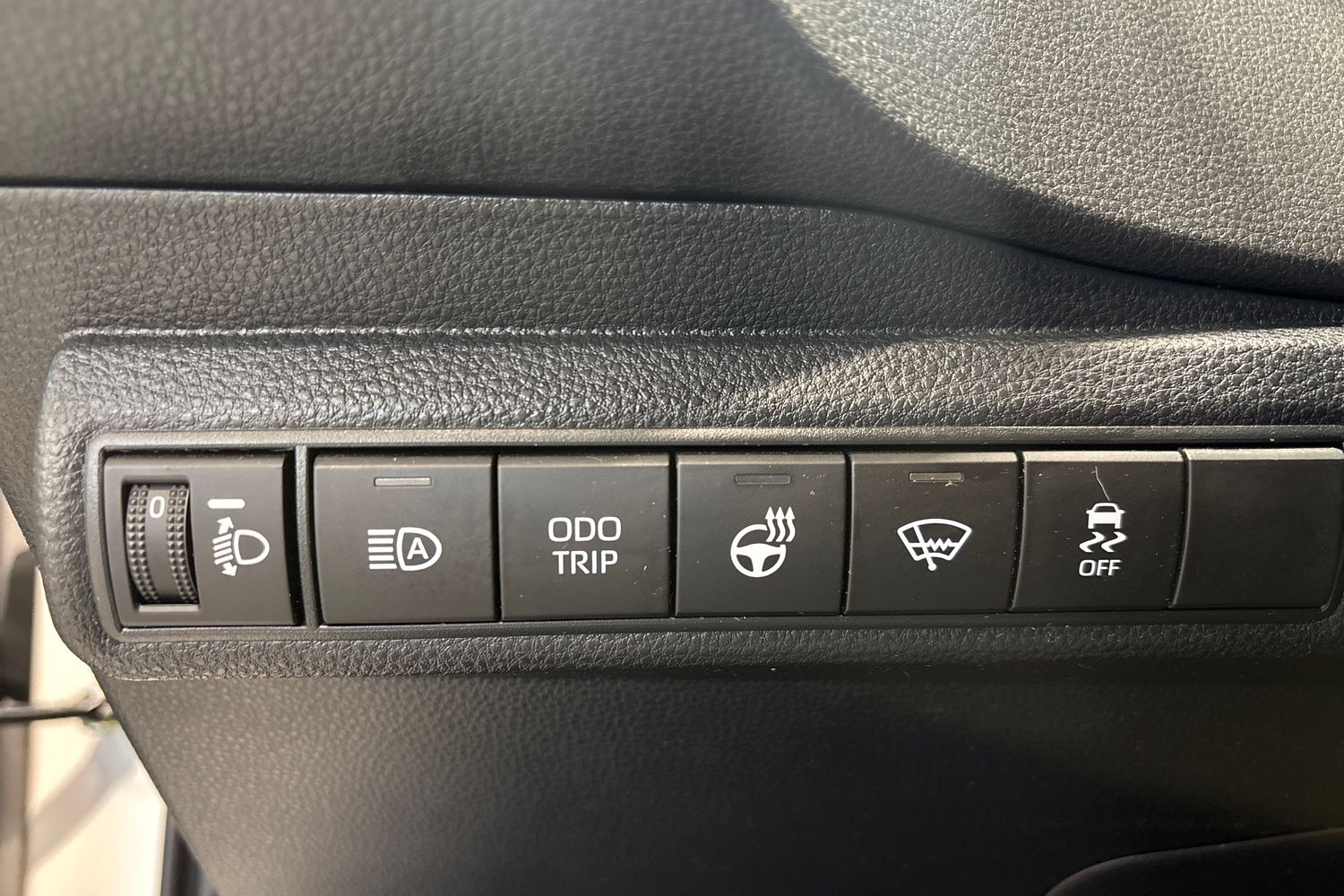 TOYOTA COROLLA 2025
