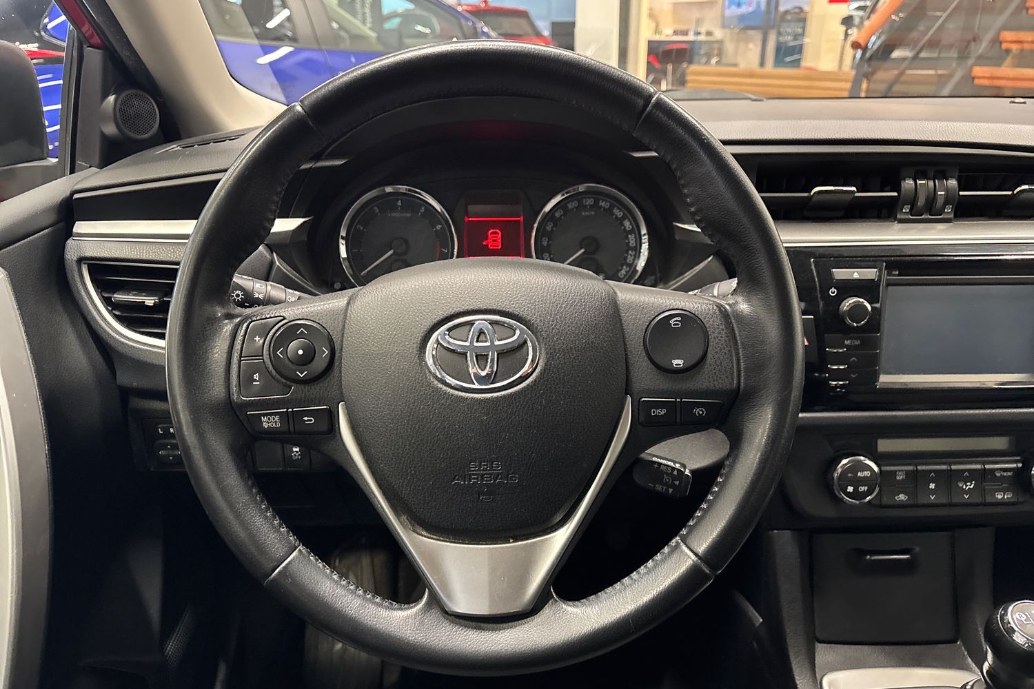 TOYOTA COROLLA 2014