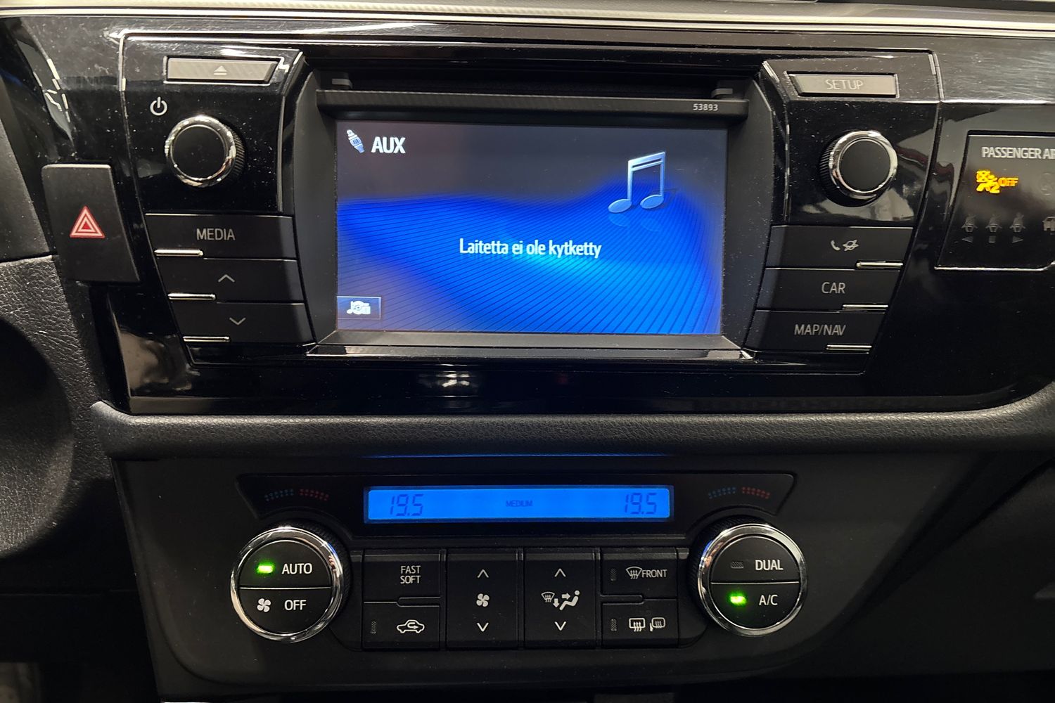 TOYOTA COROLLA 2014