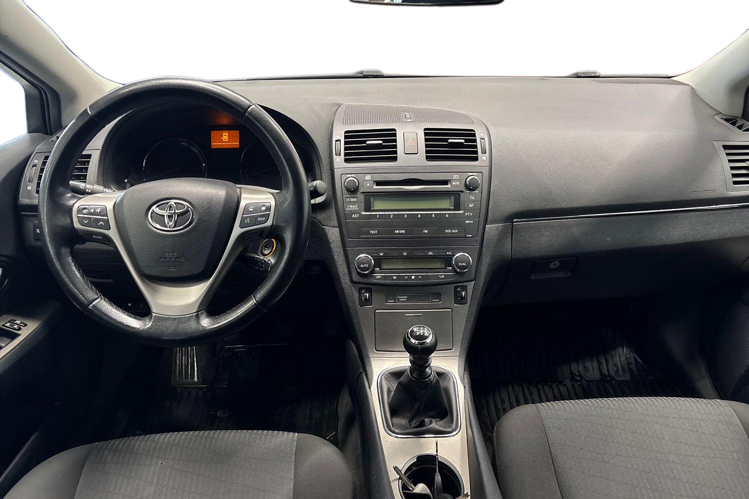 TOYOTA AVENSIS 2009