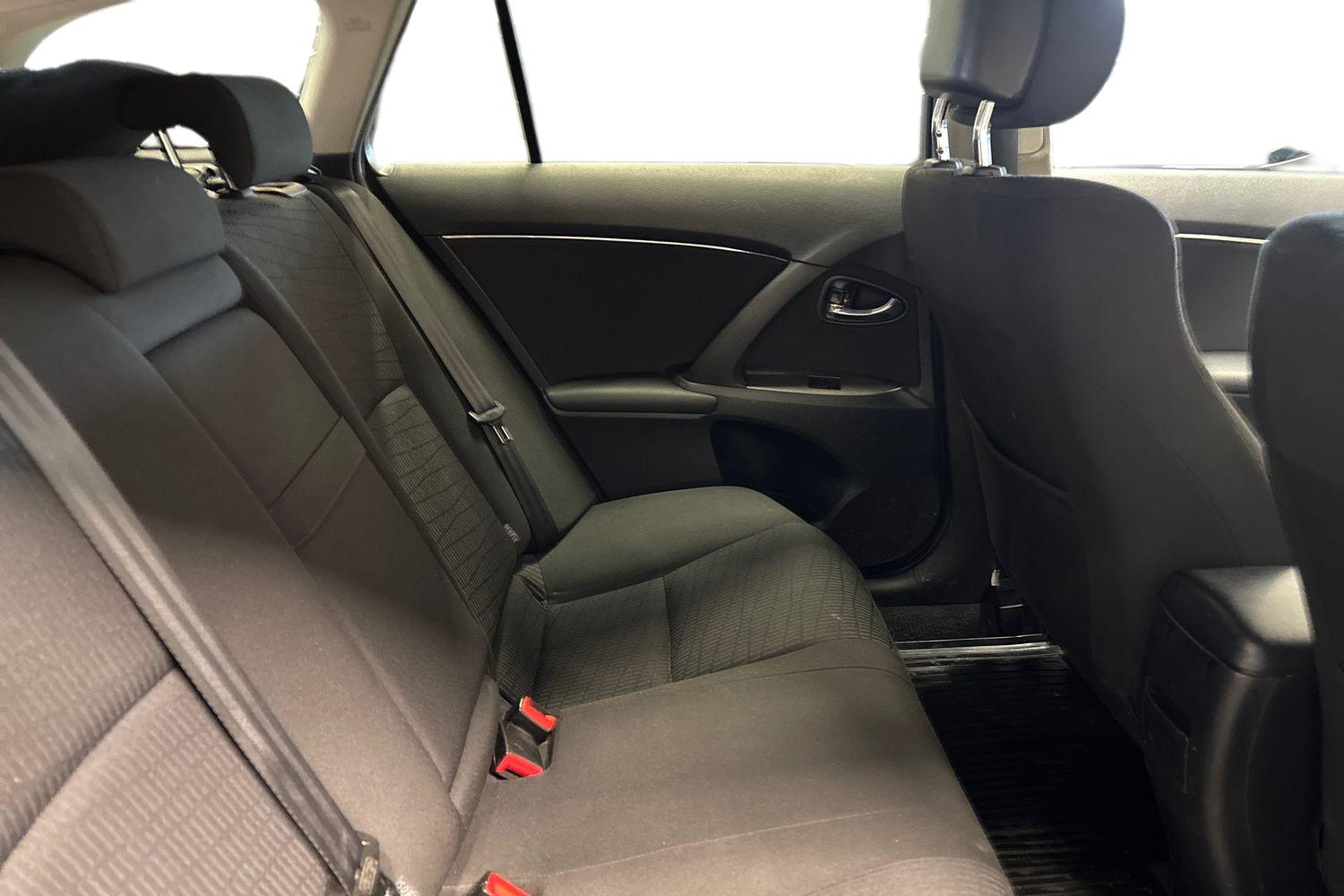 TOYOTA AVENSIS 2009