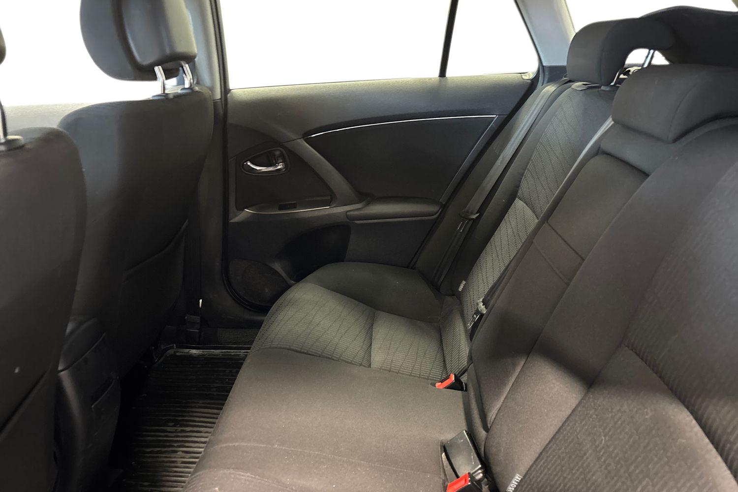 TOYOTA AVENSIS 2009