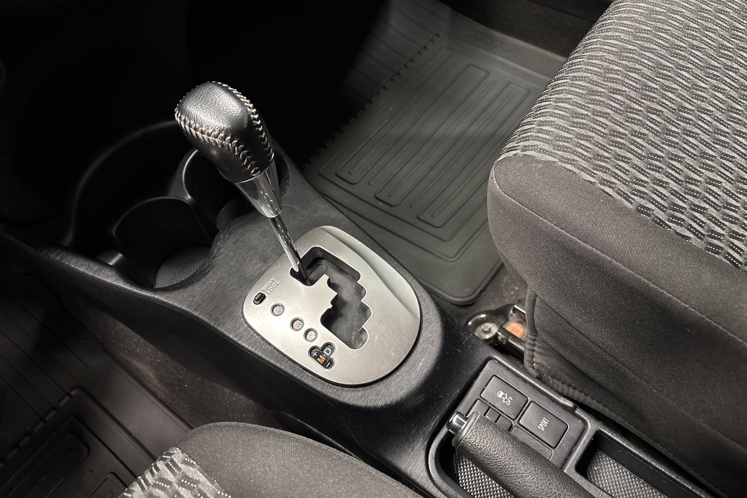 TOYOTA YARIS 2014