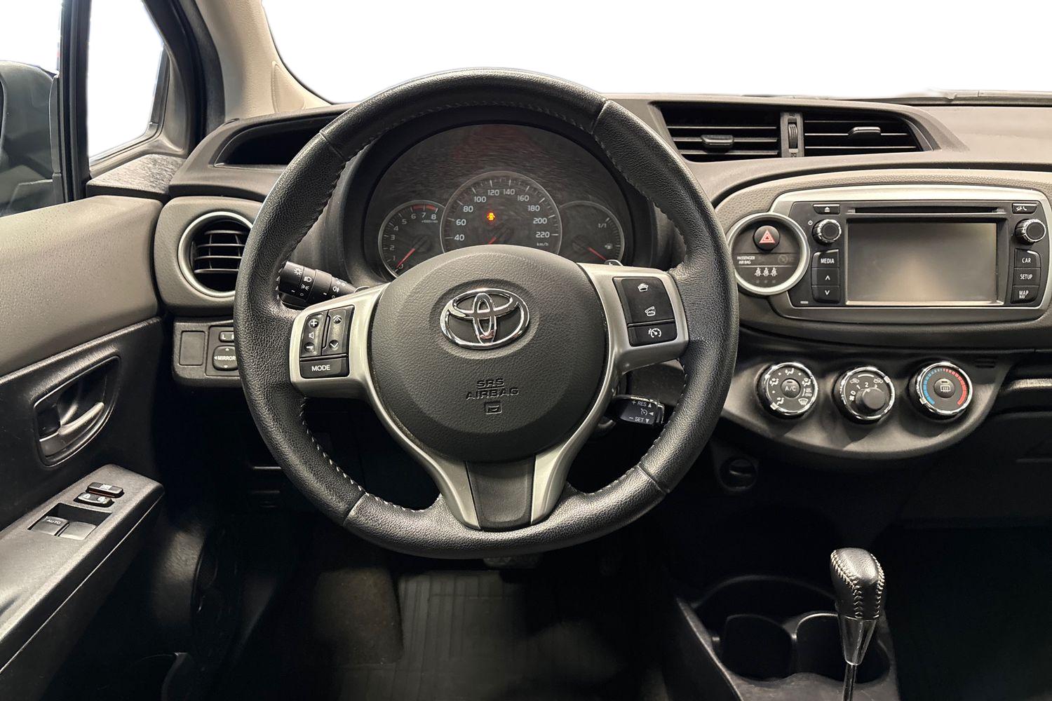 TOYOTA YARIS 2014