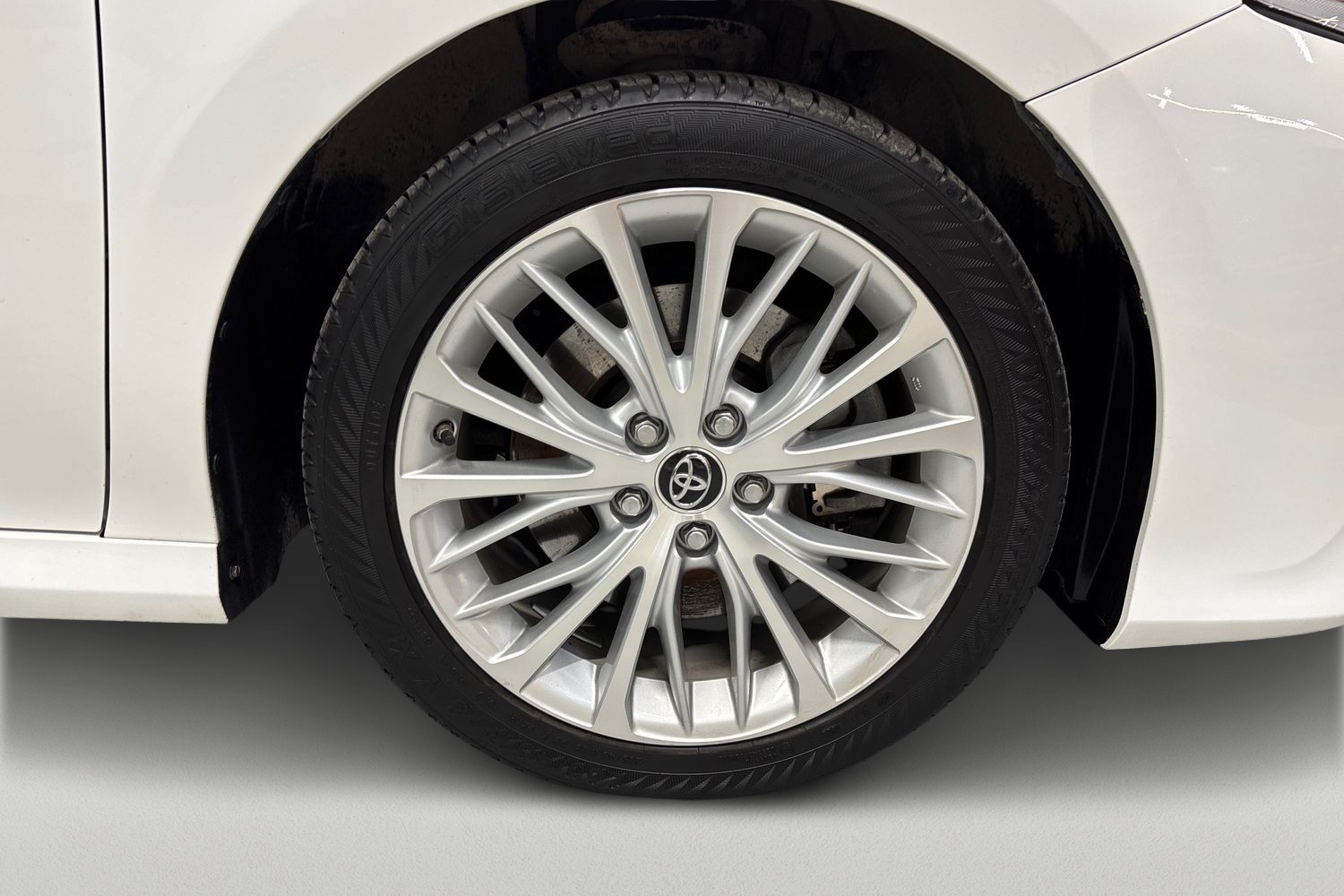 Toyota Camry 2019