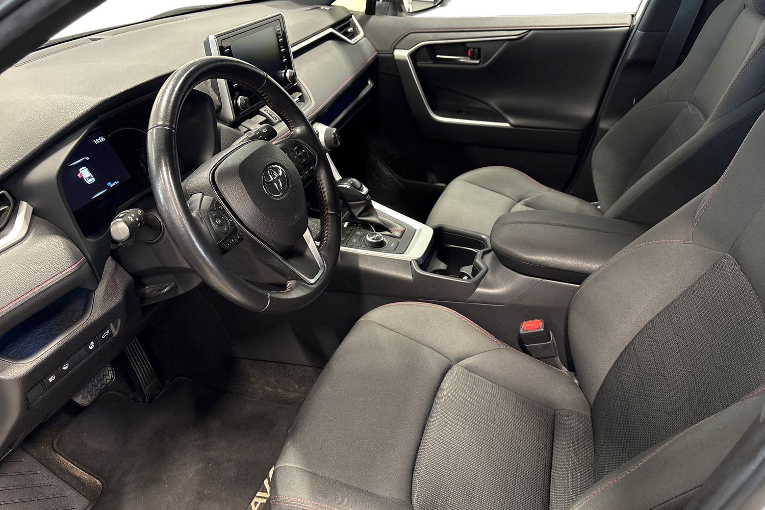 TOYOTA RAV4 Plug-in 2021