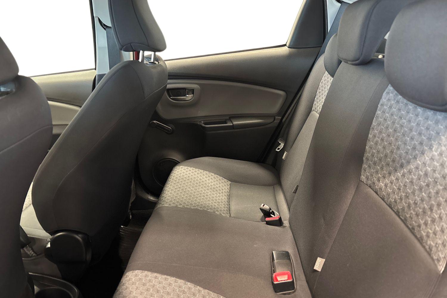 Toyota Yaris 2015