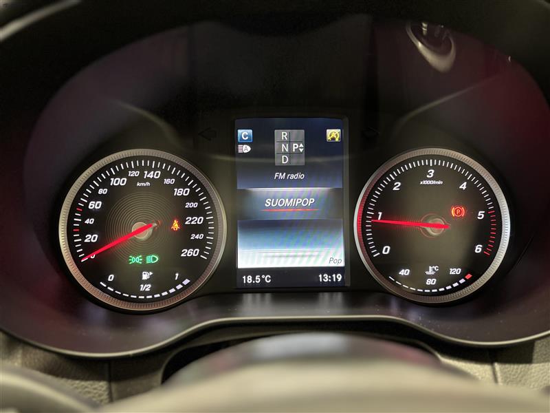 MERCEDES-BENZ C 2016