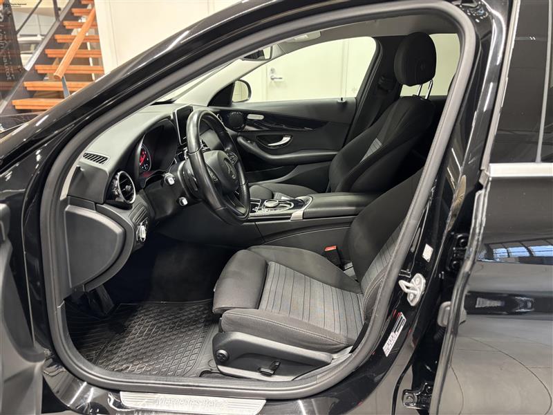 MERCEDES-BENZ C 2016