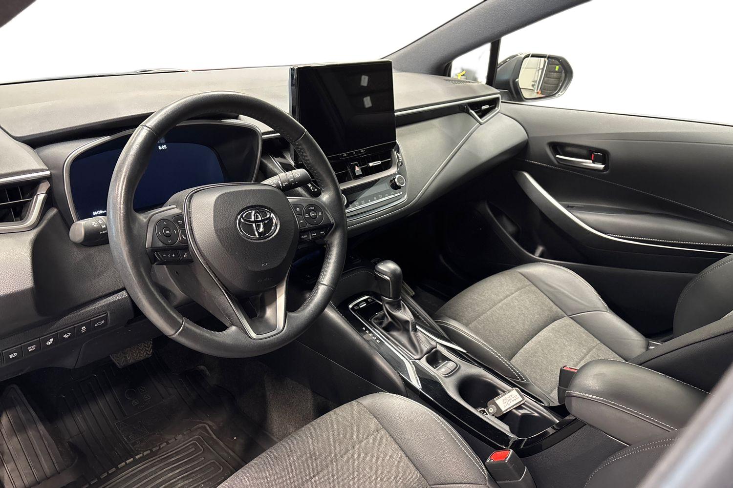 TOYOTA Corolla 2024