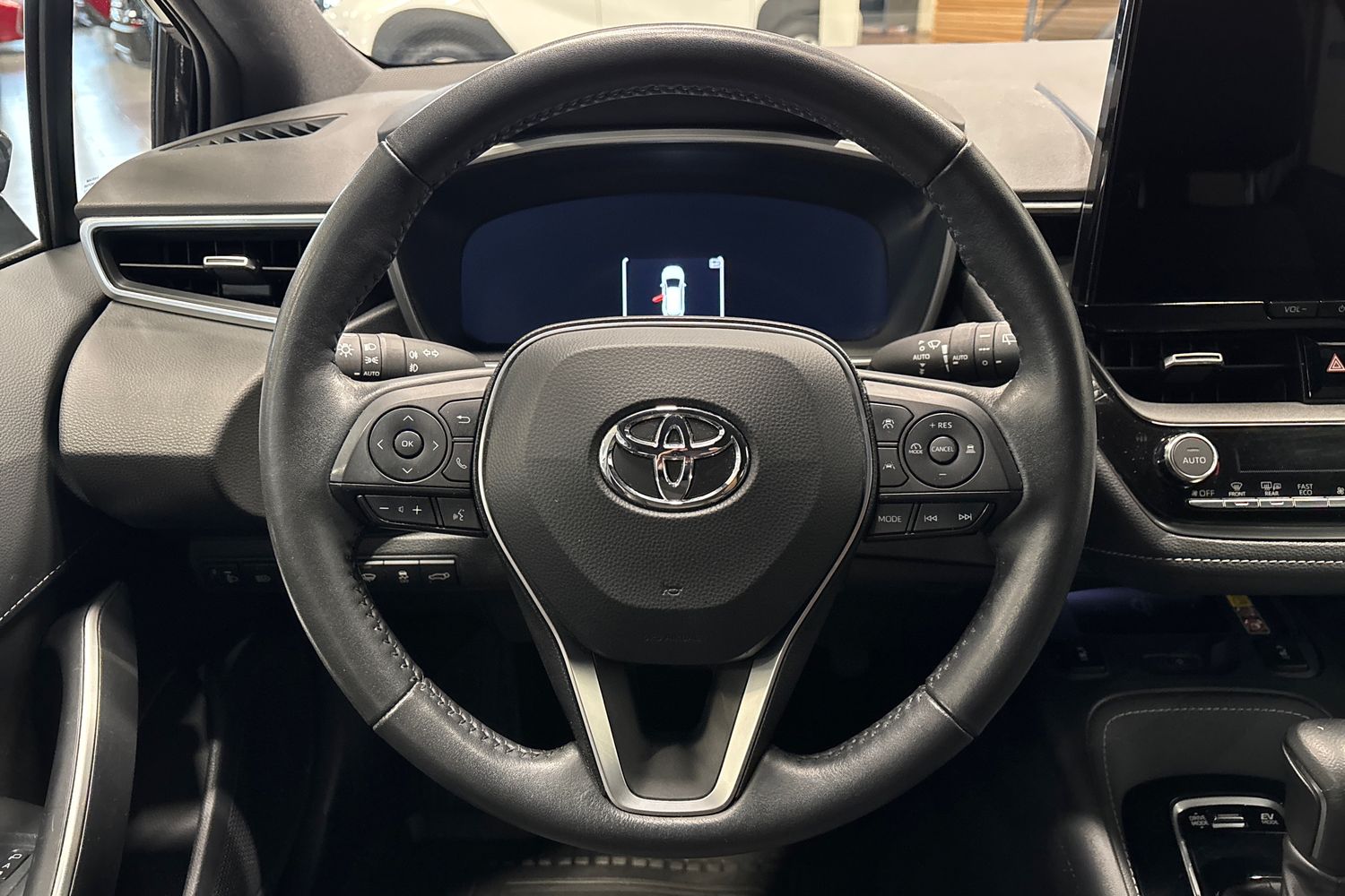 TOYOTA Corolla 2024