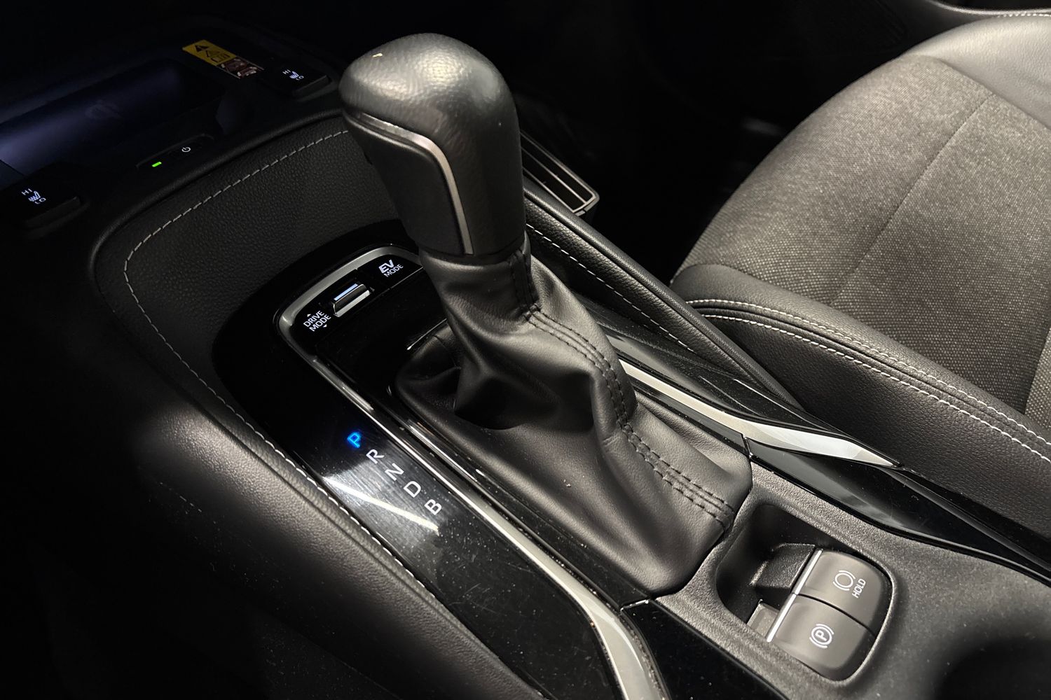 TOYOTA Corolla 2024