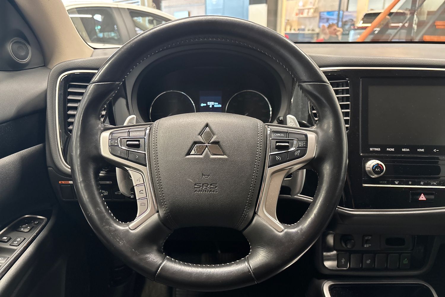 MITSUBISHI Outlander PHEV 2020