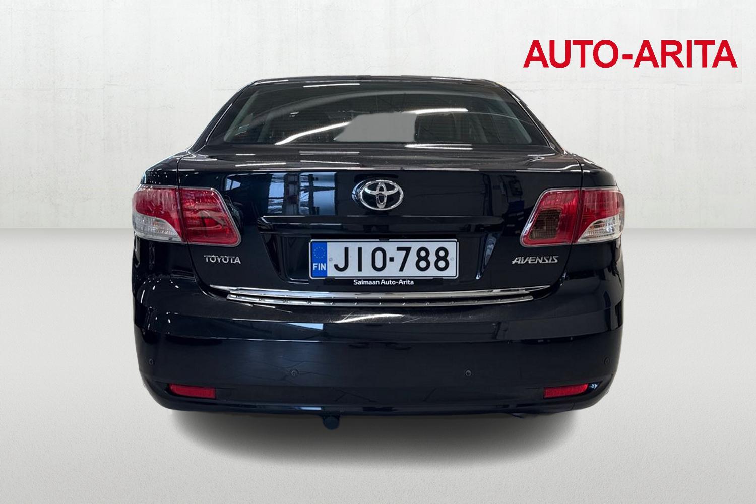 TOYOTA AVENSIS 2011