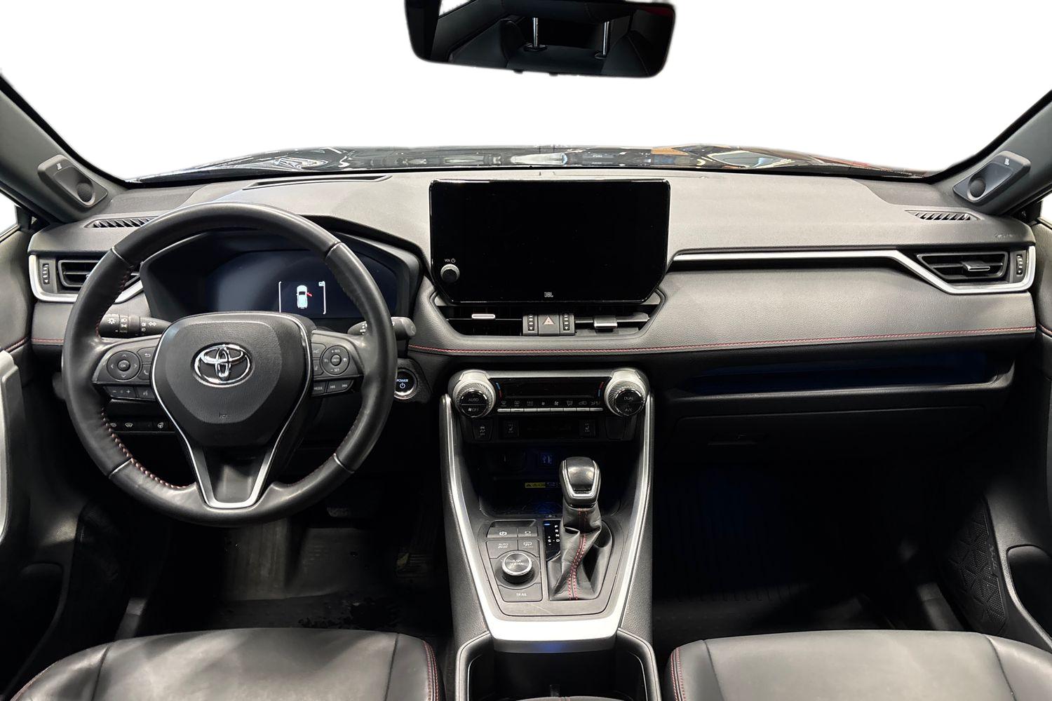 Toyota RAV4 Plug-in 2024