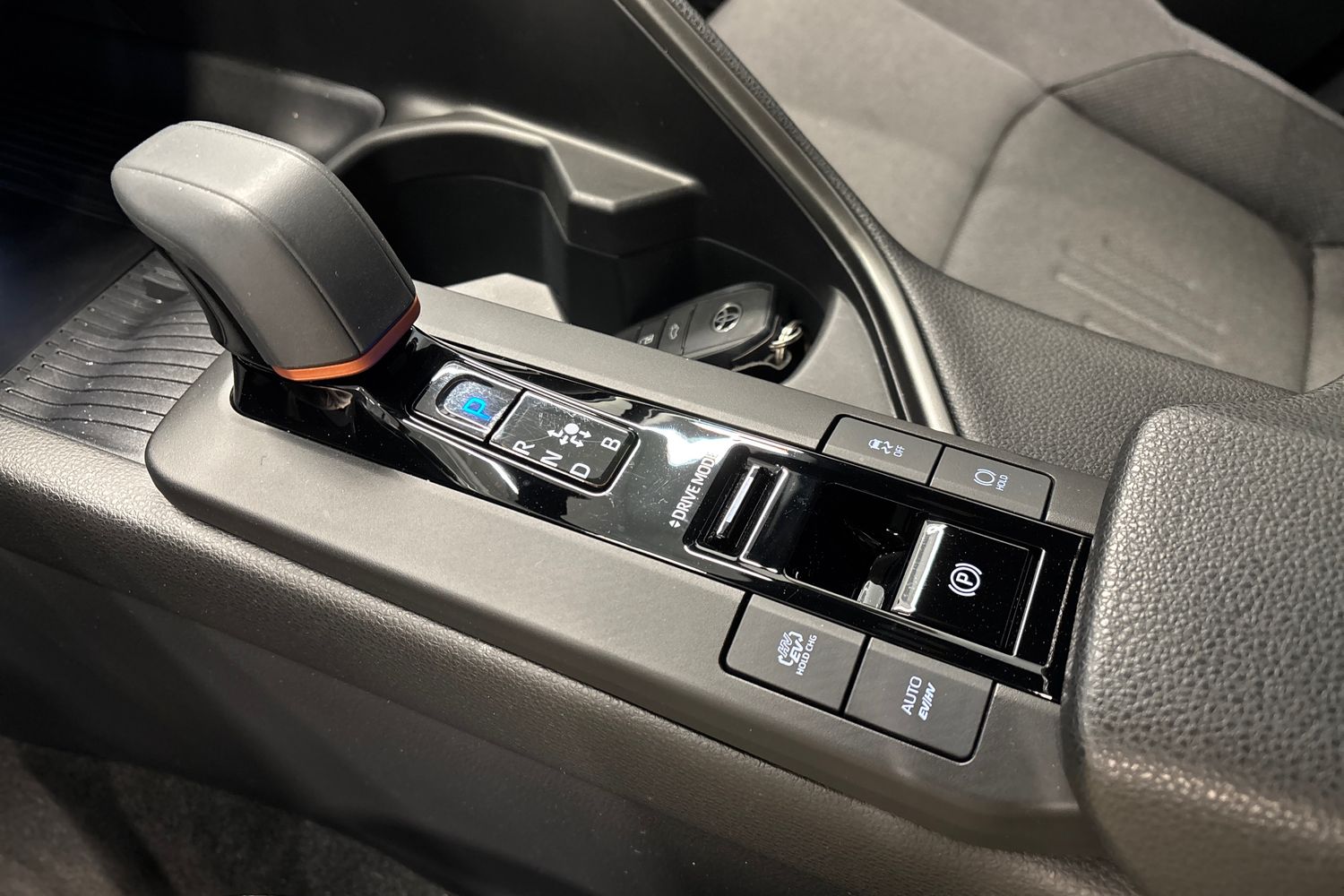 TOYOTA C-HR 2025