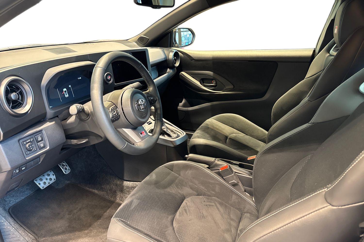 Toyota GR YARIS 2025