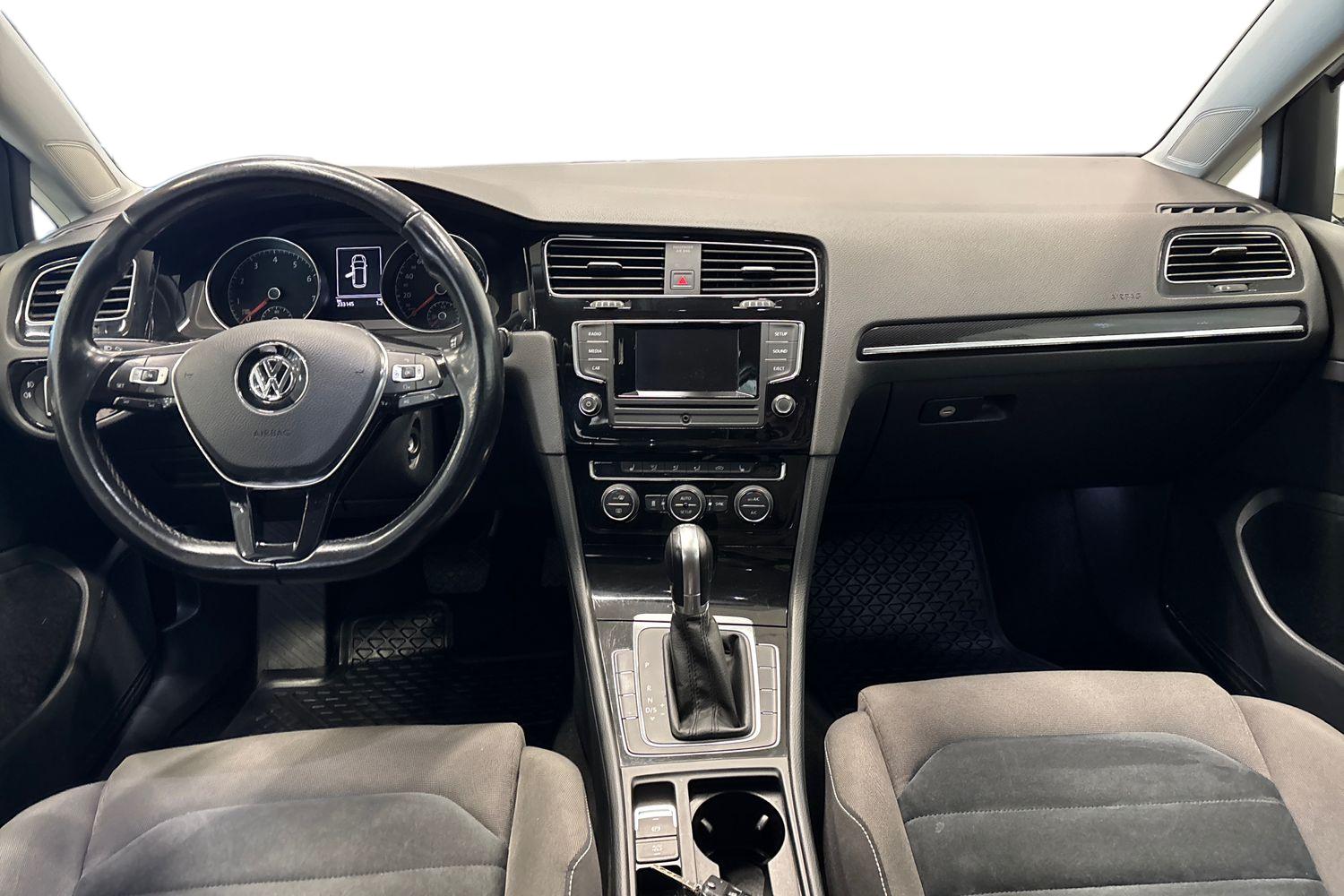 VOLKSWAGEN GOLF 2014