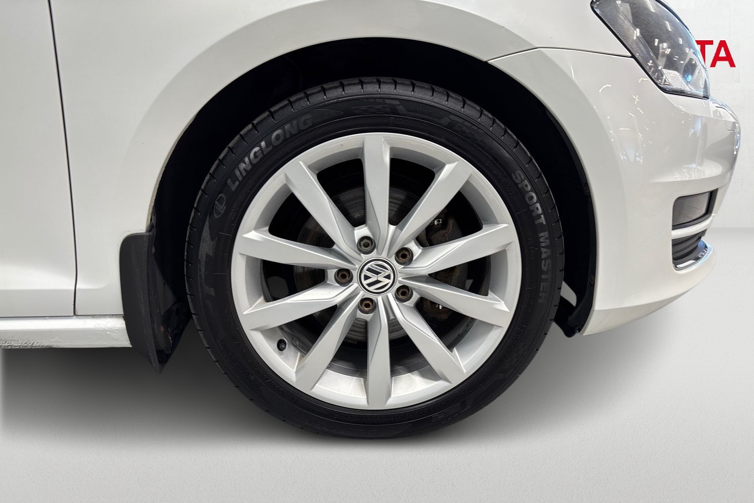 VOLKSWAGEN GOLF 2014