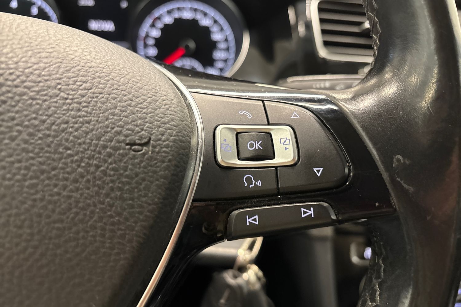 VOLKSWAGEN GOLF 2014