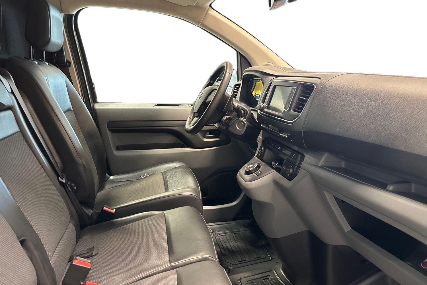 TOYOTA Proace 2017