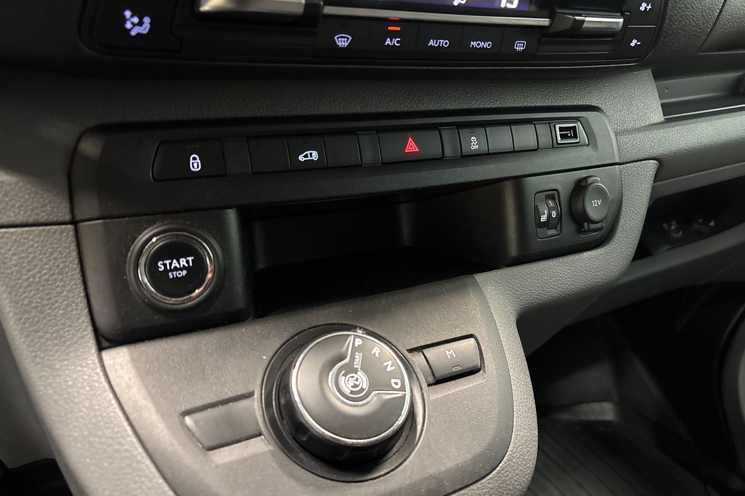 TOYOTA Proace 2017