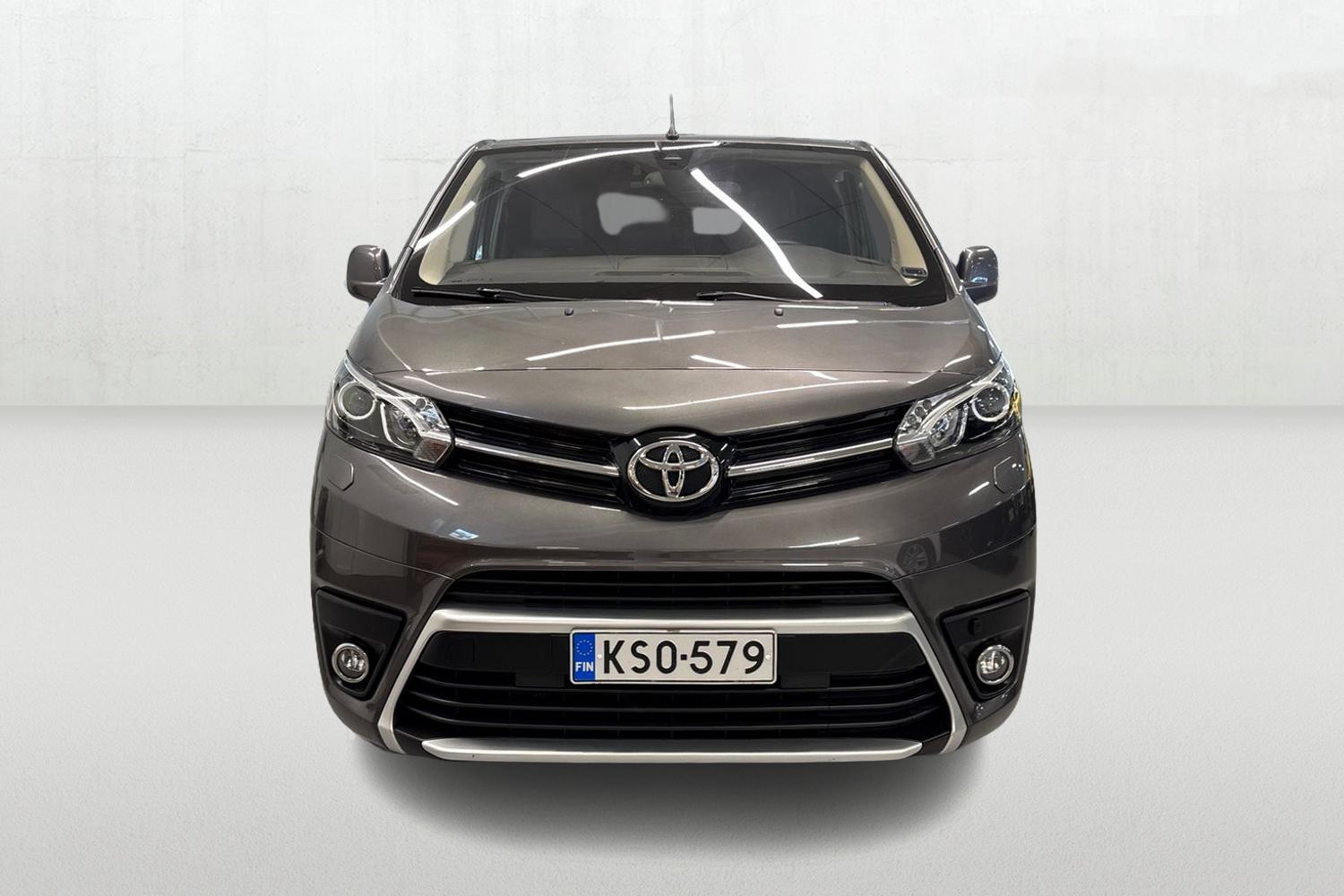 TOYOTA Proace 2017