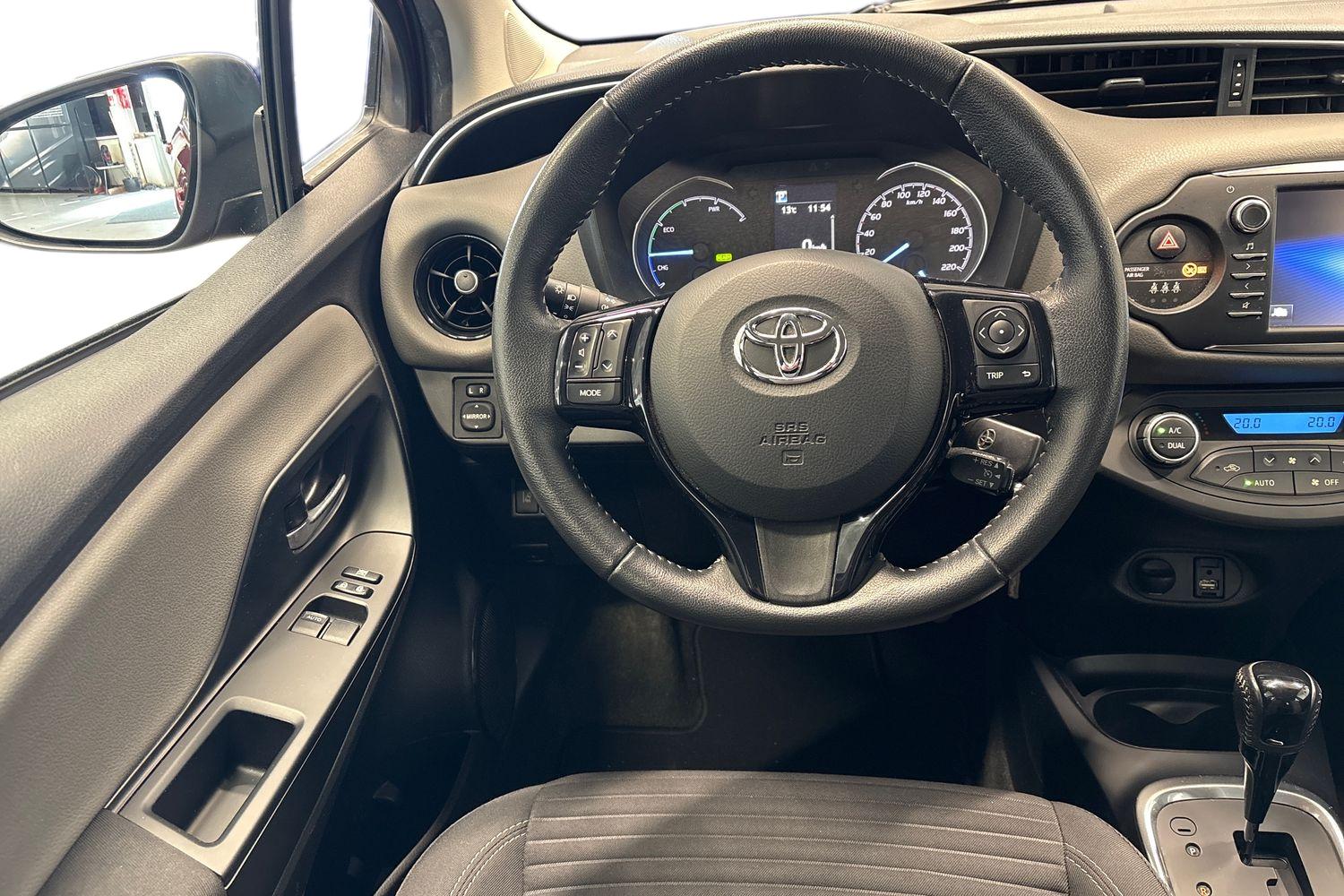 TOYOTA YARIS 2018