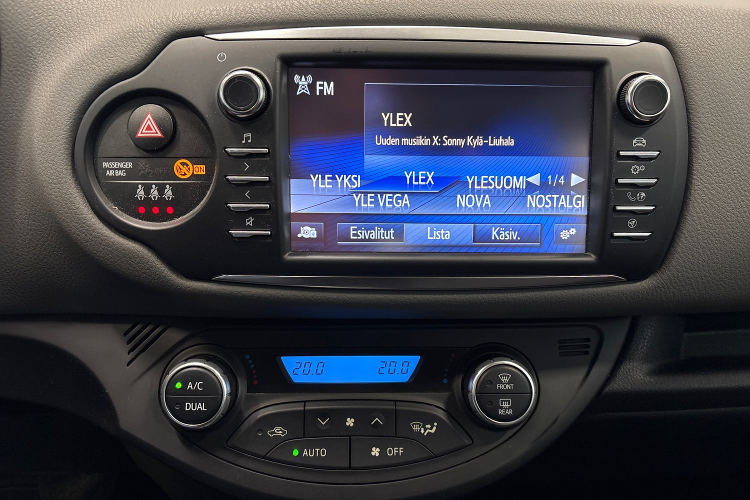 TOYOTA YARIS 2018