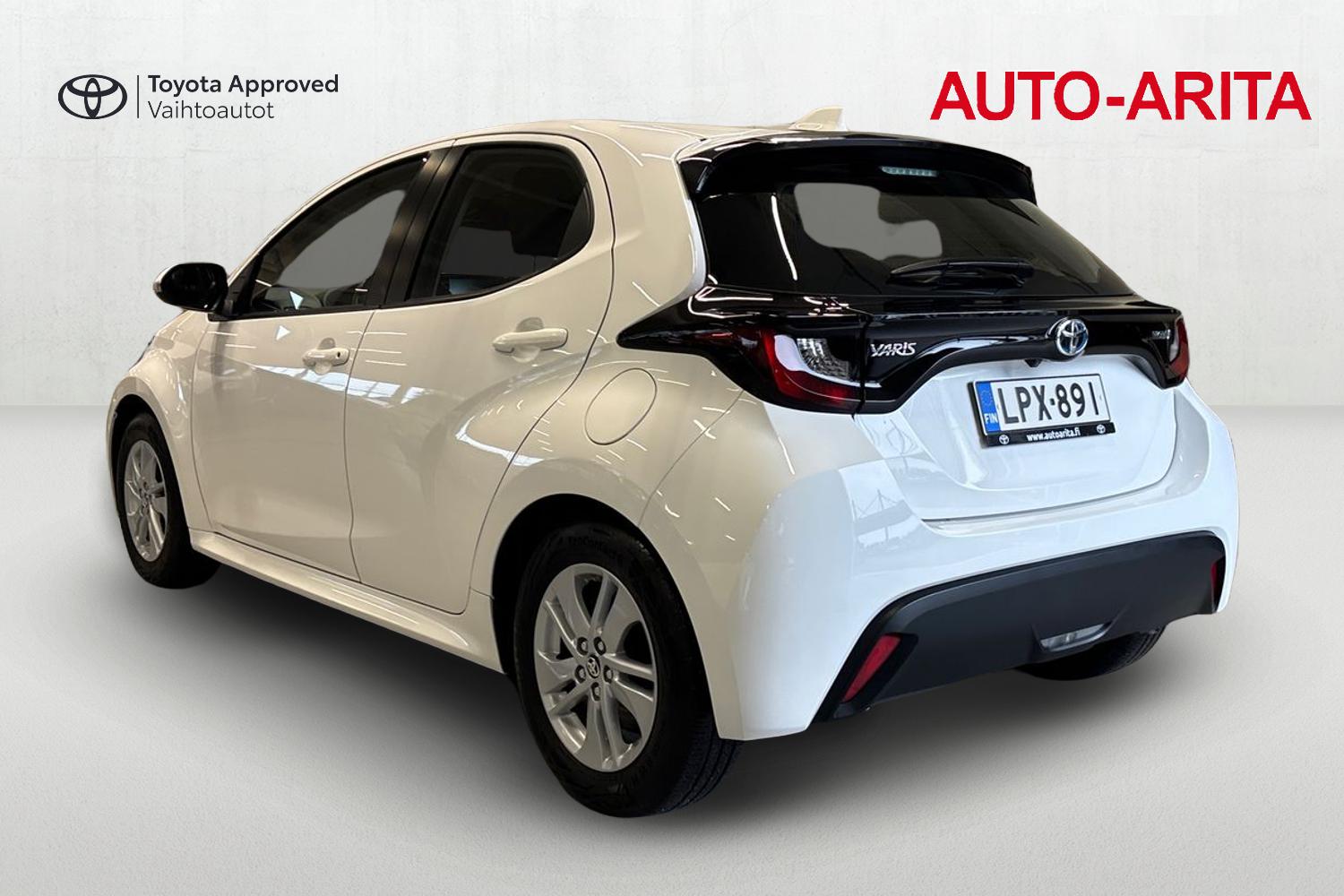Toyota Yaris 2021