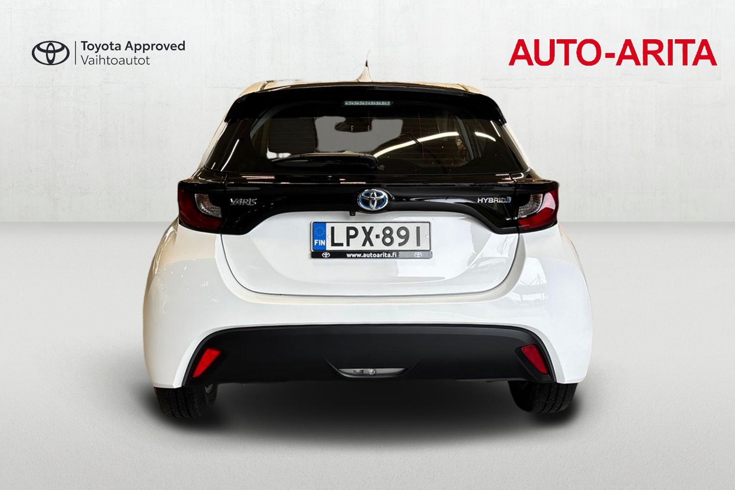 Toyota Yaris 2021