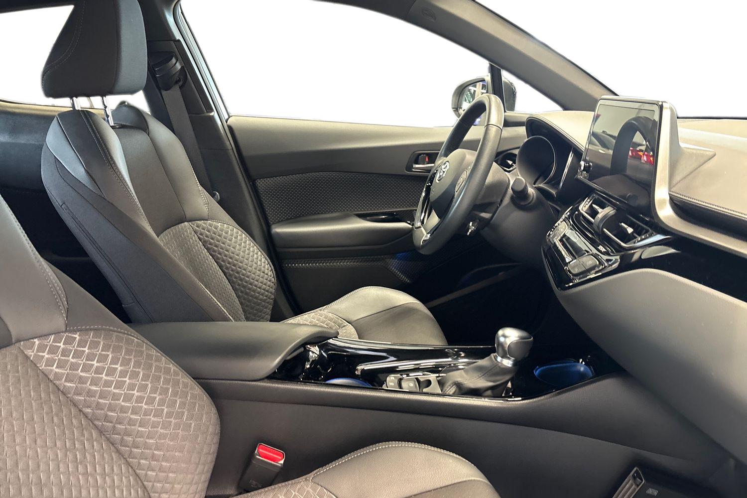 Toyota C-HR 2023