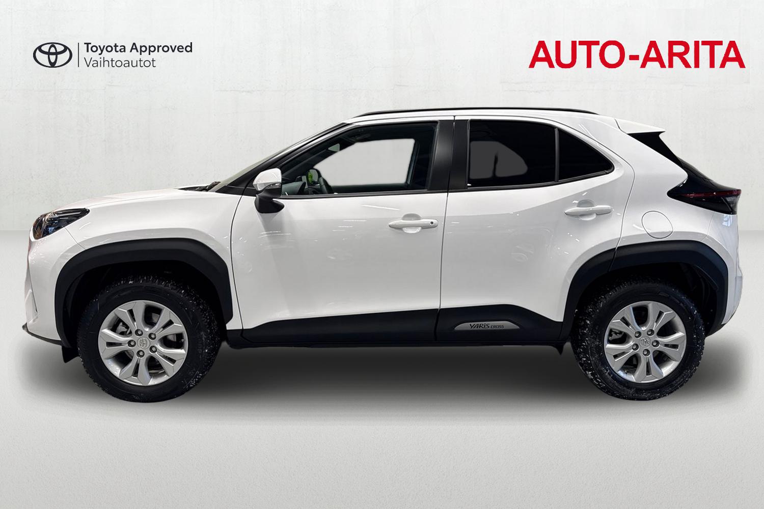 TOYOTA Yaris Cross 2025