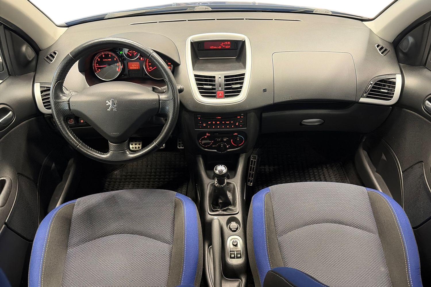PEUGEOT 206+ 2013
