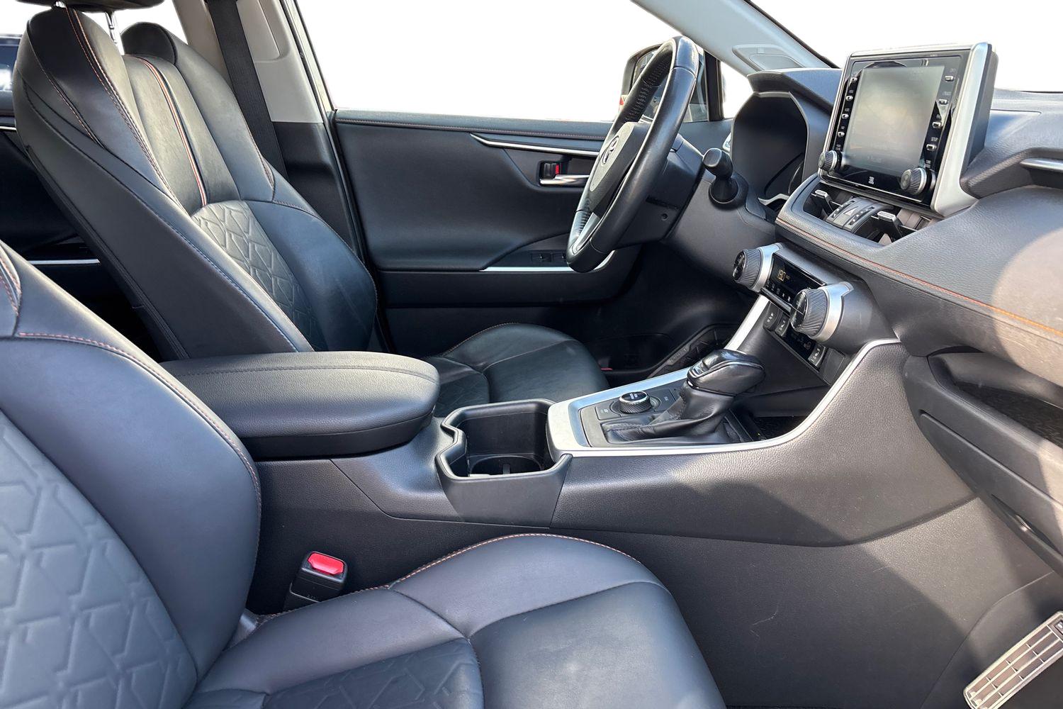 TOYOTA RAV4 2022