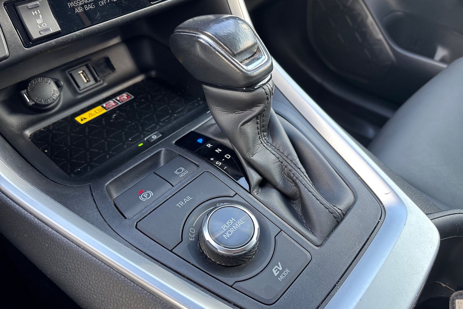 TOYOTA RAV4 2022