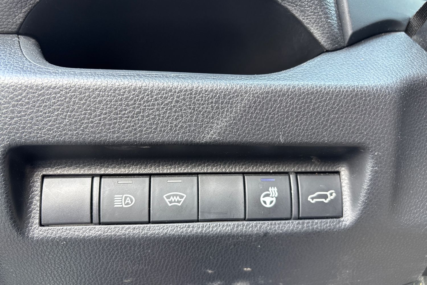 TOYOTA RAV4 2022