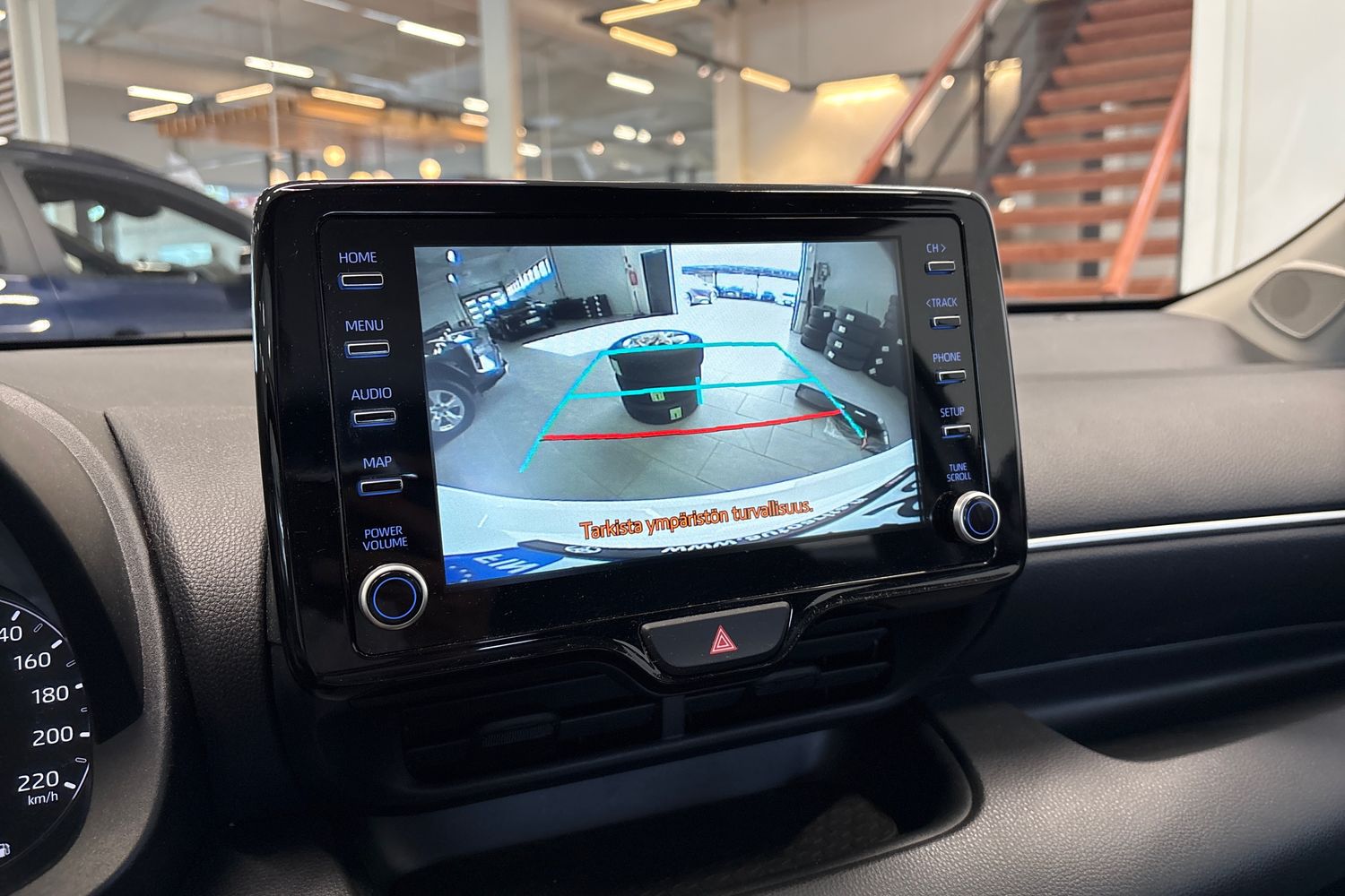 TOYOTA YARIS 2023